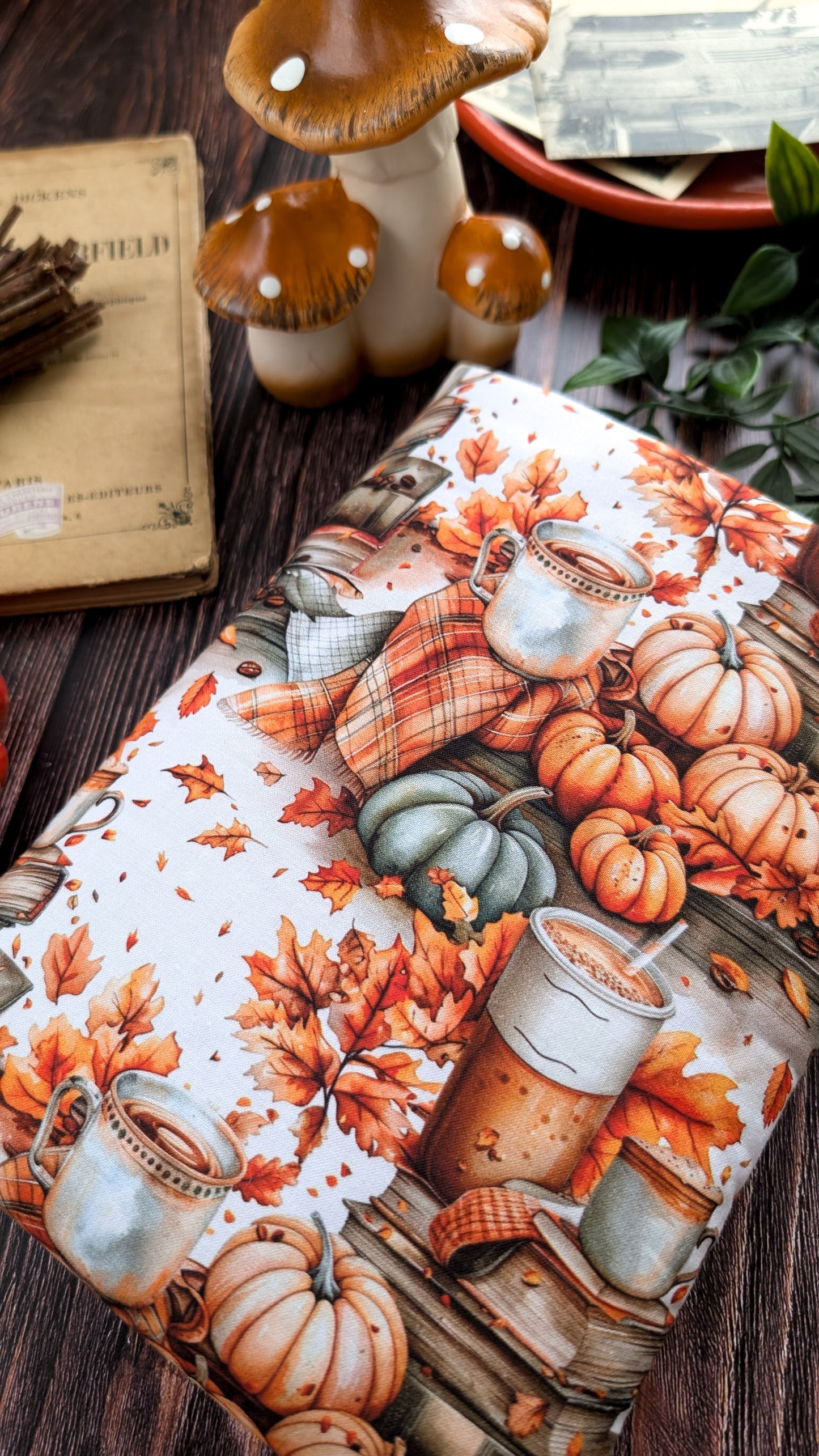 Pochette à livre et liseuse imprimé latte
