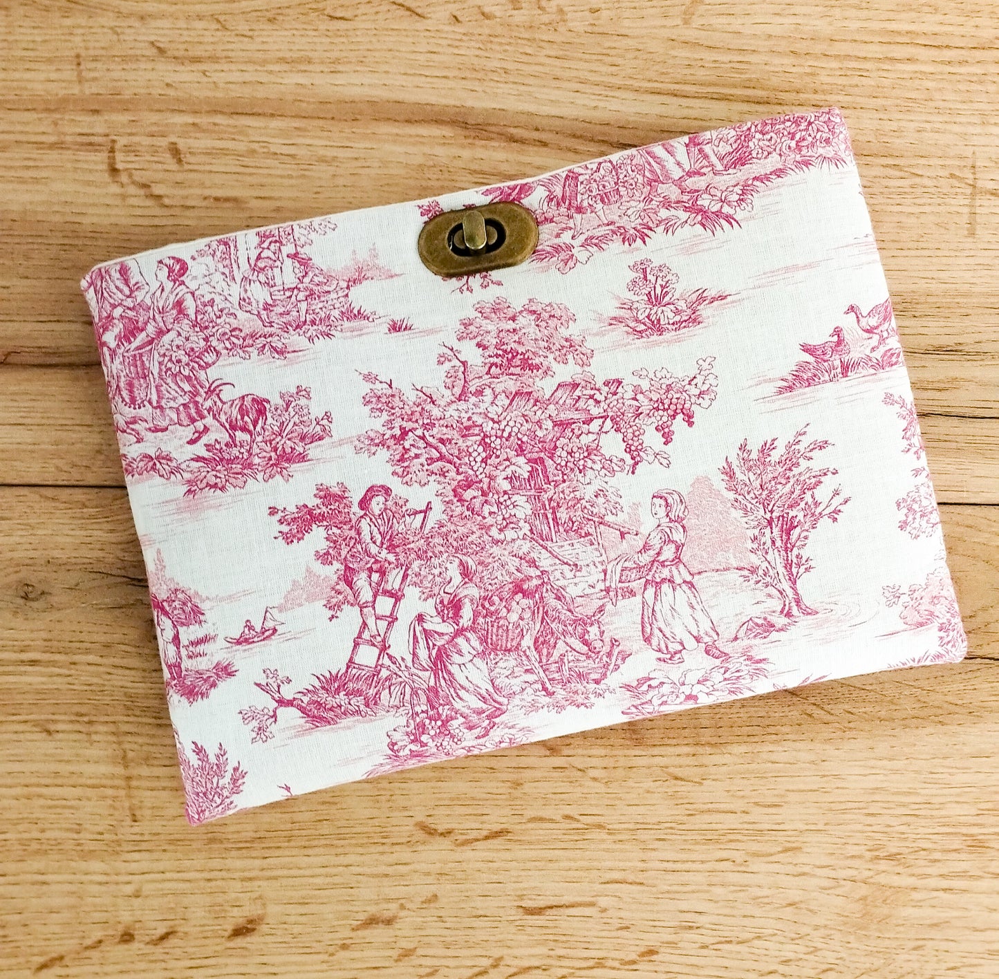 Pochette pour livres en toile de Jouy rose fait main