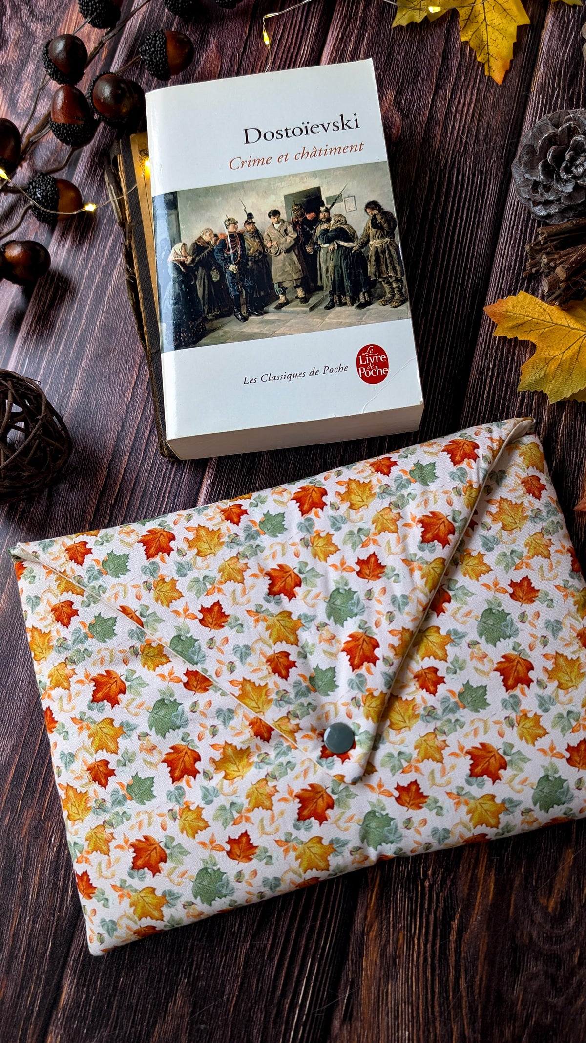 Pochette à livre format poche imprimé feuilles d'automne