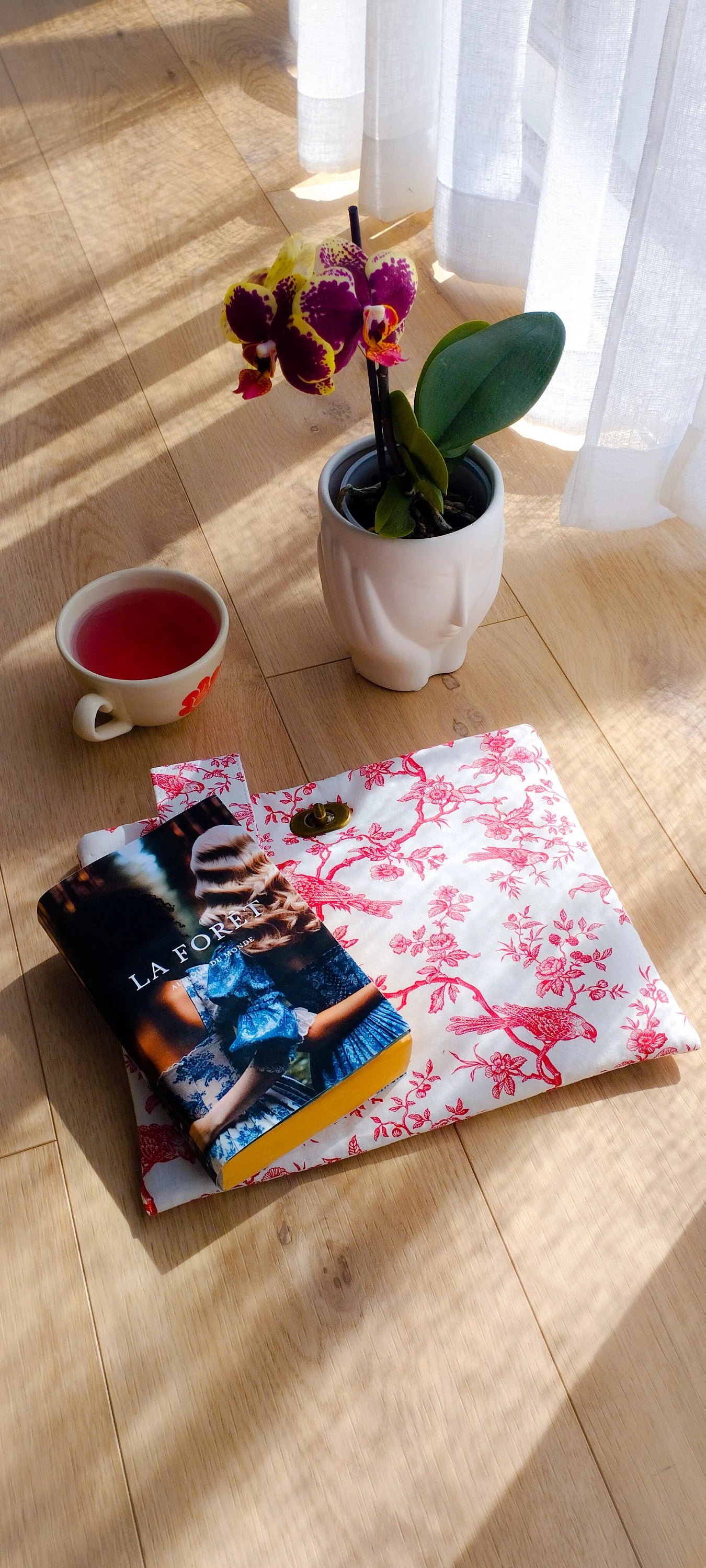 Pochette pour livres en toile de Jouy rouge imprimé oiseau