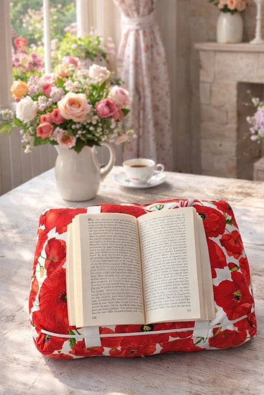 Maxi coussin de lecture avec poches imprimé coquelicots