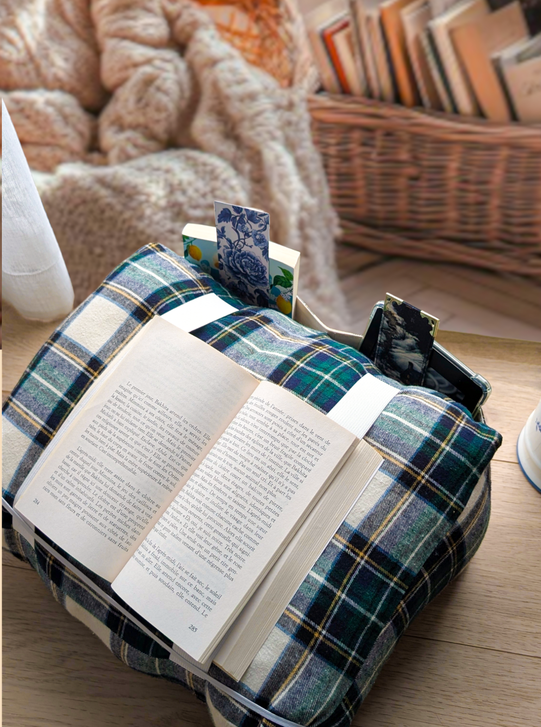 Maxi coussin de lecture avec poches PERSONNALISABLE