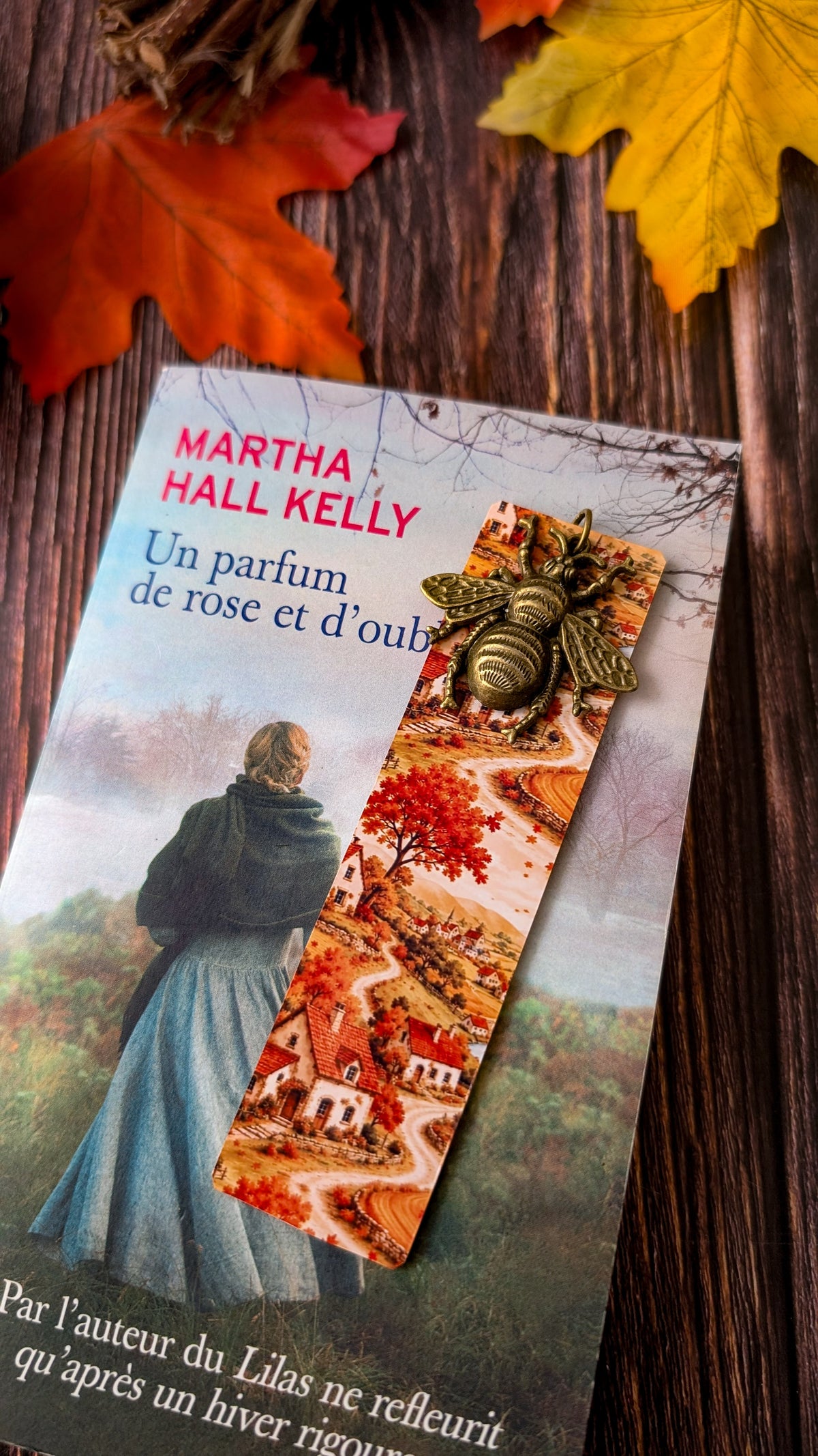 Marque-pages en bois fait main "hameau d'automne" bijoux abeille