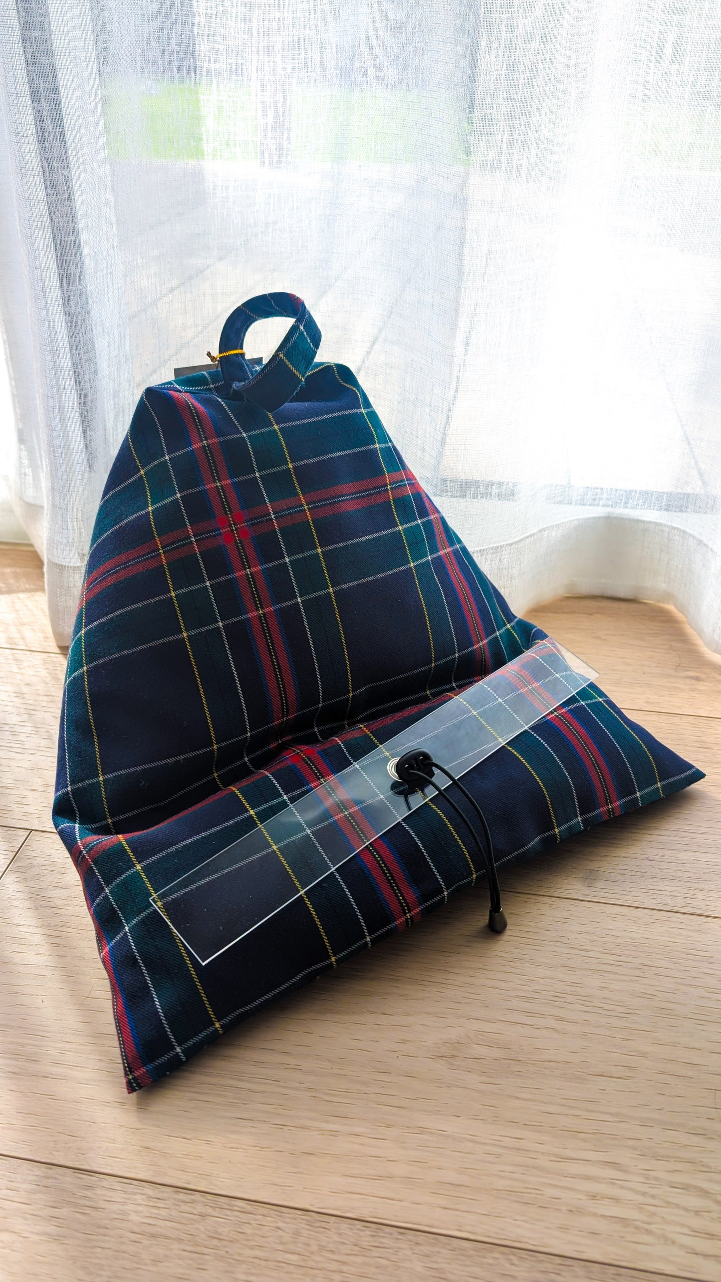 Coussin de lecture avec réglette PERSONNALISABLE